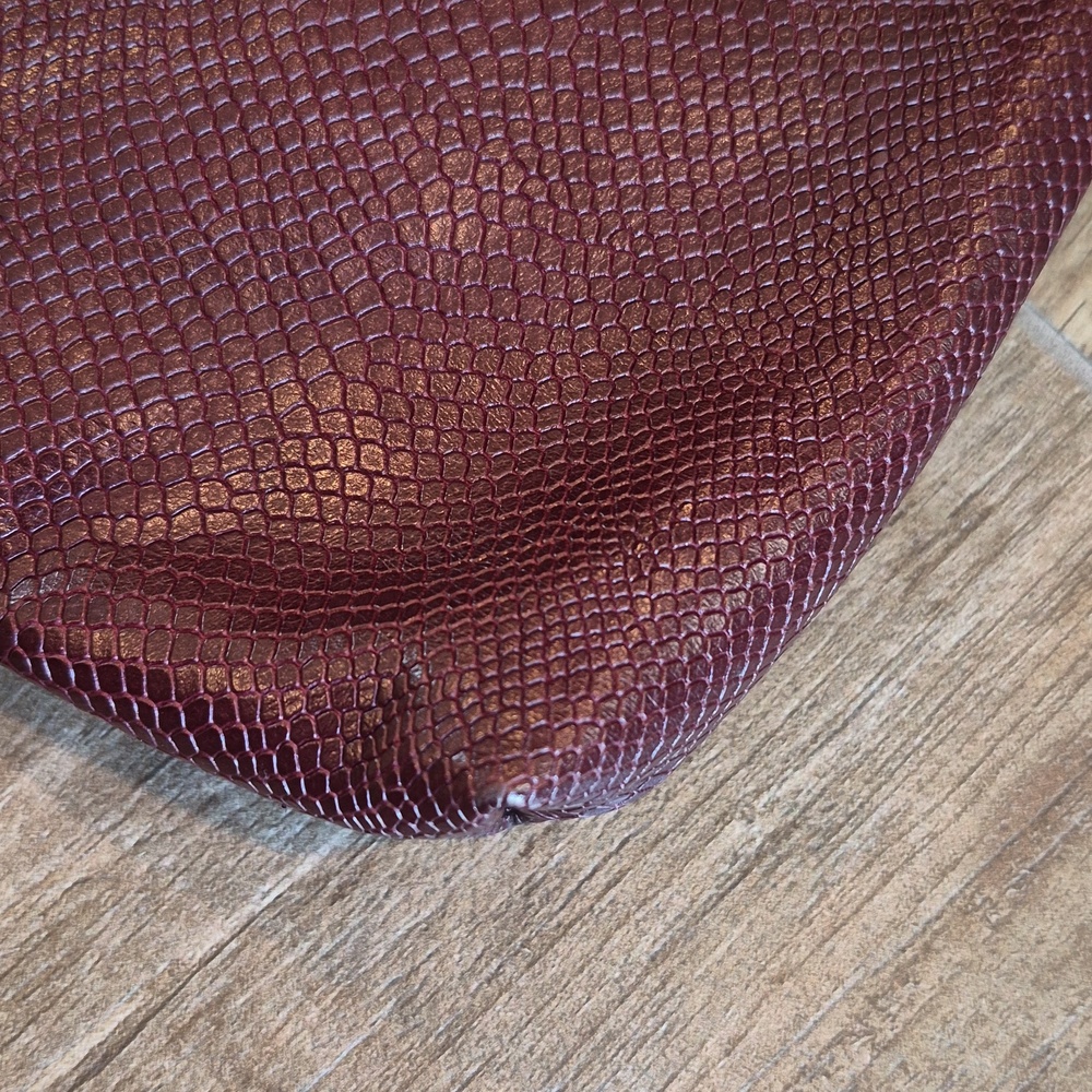 Rare Hammitt VIP Medium Bag Red Wine Burgundy Snake Brushed Gold Hardware - Picture 10 of 16